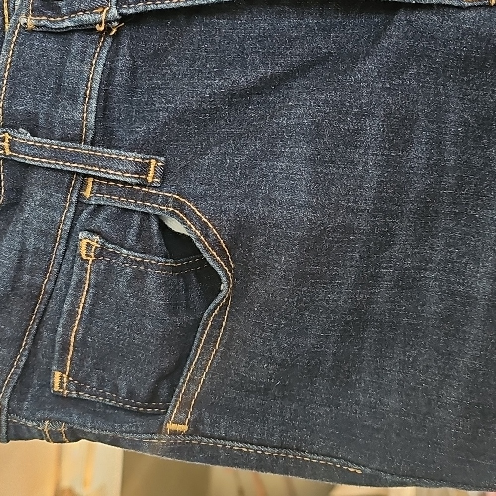 Levis 720 High Rise Jeans - Picture 3 of 11